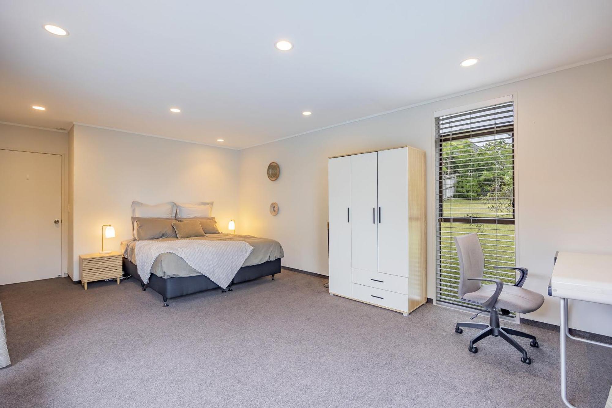 Entire House With Pool, Spa Auckland Exterior photo